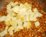 चना चटपटी (chana chatpati recipe in Hindi) रेसिपी चरण 2 फोटो