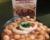 A picture of step 4 of Chana masala.