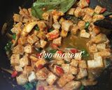 Foto langkah ke 4 dari resep Oseng lencak dan oncom super pedas.