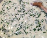 Gombás, tejszínes, spenótos, parmezános csirkemell recept fázis 6 fotója