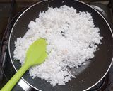 Foto langkah ke 3 dari resep Bolu Kelapa Panggang.