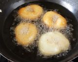 A picture of step 4 of Pearl Millet soft vada.