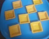 A picture of step 4 of Cheese Bhel Puri Parcels.