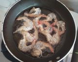 Foto langkah ke 2 dari resep Udang Goreng Mentega🍤🍚.