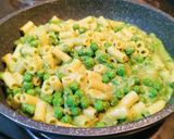 Foto del paso 5 de la receta: Pasta con guisantes verdes