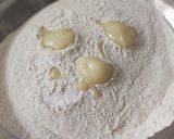 A picture of step 6 of Qeema lobia paratha roll !.
