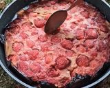 Une image de l'étape 3 de Clafoutis fruits rouges cuisson à la poêle.