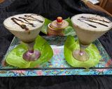 A picture of step 2 of Pan and Chocolate milkshake.