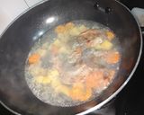 Foto langkah ke 5 dari resep Sup Udang Segar.