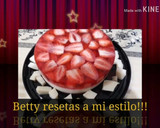 Foto del paso 4 de la receta: Gelatina de lechera con fresas encapsuladas!!!