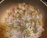 Hình bước làm 3 của món Mì Ý Carbonara - sốt kem và thịt heo hun khói Joselito