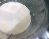 A picture of step 2 of Banana smoothie.