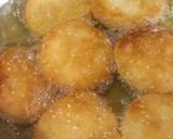 A picture of step 4 of Khasta(meethi tikya).