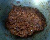 A picture of step 3 of Sev onion sabji.