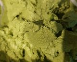 A picture of step 1 of Spinach, walnut and tomato pesto.
