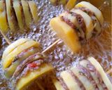 A picture of step 4 of Potato skewers.