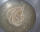 A picture of step 9 of Ribbon Pakodas.