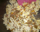 A picture of step 2 of Scrambled tofu and minced meat sauce.