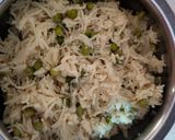 A picture of step 4 of Peas rice.