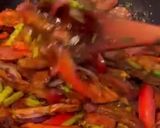 Foto del paso 5 de la receta: Tallarín saltado criollo con sobras de parrillada !
