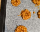 A picture of step 3 of Peanut butter and jelly cookies.