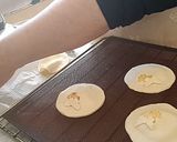 Foto del paso 10 de la receta: Bollitos Hojaldrados rellenos de Crema Pastelera y Mermelada de Cereza