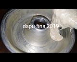 Foto langkah ke 6 dari resep Bolu pisang barangan cantik seperti serat pisang ambon.