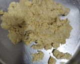 A picture of step 2 of Maggi Manchurian pie.