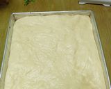 Foto langkah ke 5 dari resep Pizza Homemade Sederhana.