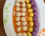 Hình bước làm 5 của món Lotus Flaky Moon Cakes (Bánh trung thu ngàn lớp hình hoa sen chay)