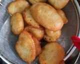 Foto langkah ke 2 dari resep Cucur Kembung Manis.