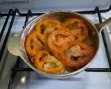 Foto del paso 2 de la receta: Huevos con tomate (a lo turco)