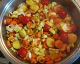 Foto del paso 2 de la receta: Sopa de verduras al curry rojo