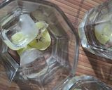 A picture of step 4 of Lemon pudina ice tea.