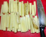 Foto del paso 1 de la receta: Papas fritas triple cocción con cheddar y panceta