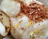 Foto langkah ke 5 dari resep Nasi Goreng Putih Plus Abon.
