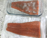 Foto del paso 2 de la receta: Salmón marinado