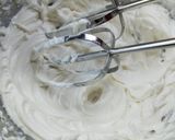 Foto langkah ke 5 dari resep Sus Gulung Coklat Cappuccino.