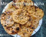 A picture of step 5 of Wheat flour mini kulchas.