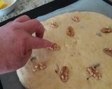 Foto del paso 7 de la receta: Torta con pasas y nueces