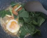 Foto langkah ke 5 dari resep Mie Goreng Nyemek.