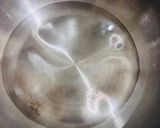 Foto langkah ke 1 dari resep 263. Bolu Karamel Panggang (Tanpa Mixer).
