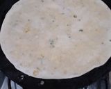 A picture of step 5 of Tawa daal bhare parathe.