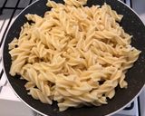 Foto langkah ke 8 dari resep Makanan AnakFusilli Salmon.