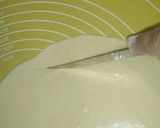 A picture of step 5 of Laccha paratha.