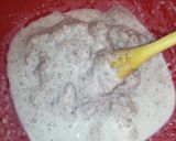 Foto del passaggio 4 della ricetta Uovo bazzotto (fritto e non) su purè di patate viola e tartufo