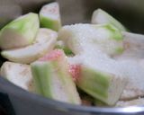 Hình bước làm 2 của món Cà Hầm Dừa