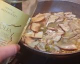 A picture of step 4 of Spaghetti with Porcini Mushrooms.