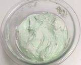 A picture of step 4 of Kiwi ice cream 🥝.