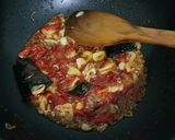 Foto langkah ke 4 dari resep Kering Tempe Pedas Manis.